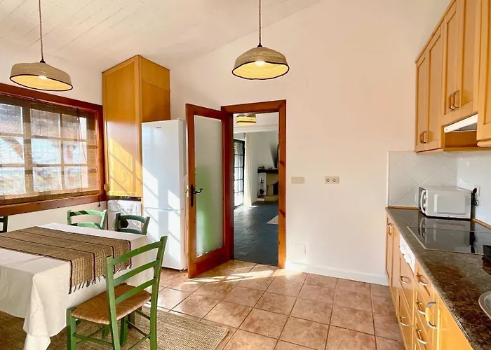 The Cliffs - Vue De Pantin *